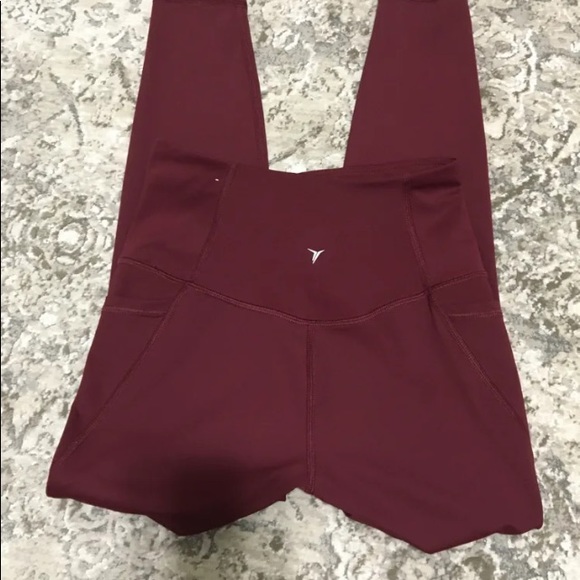 Old Navy elevate leggings - Picture 2 of 5